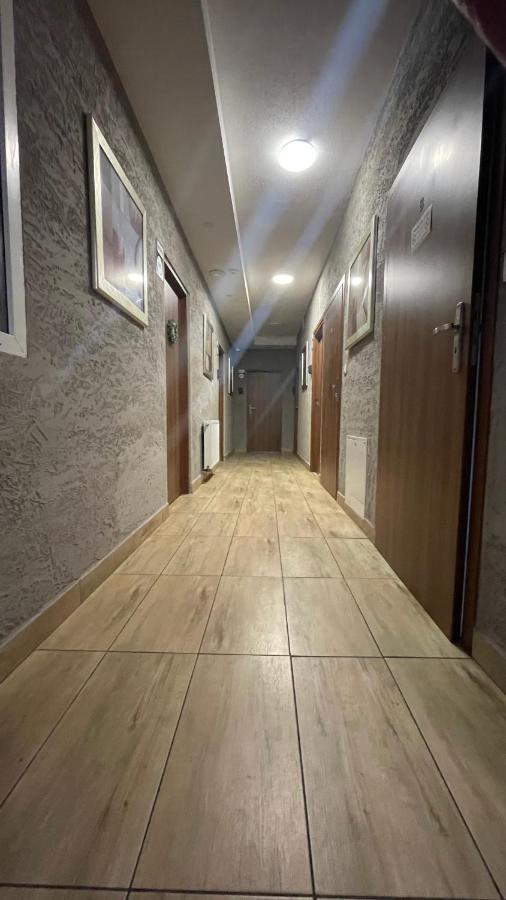 Aparthotel WADOWICE&Hostel GENERY Zewnętrze zdjęcie