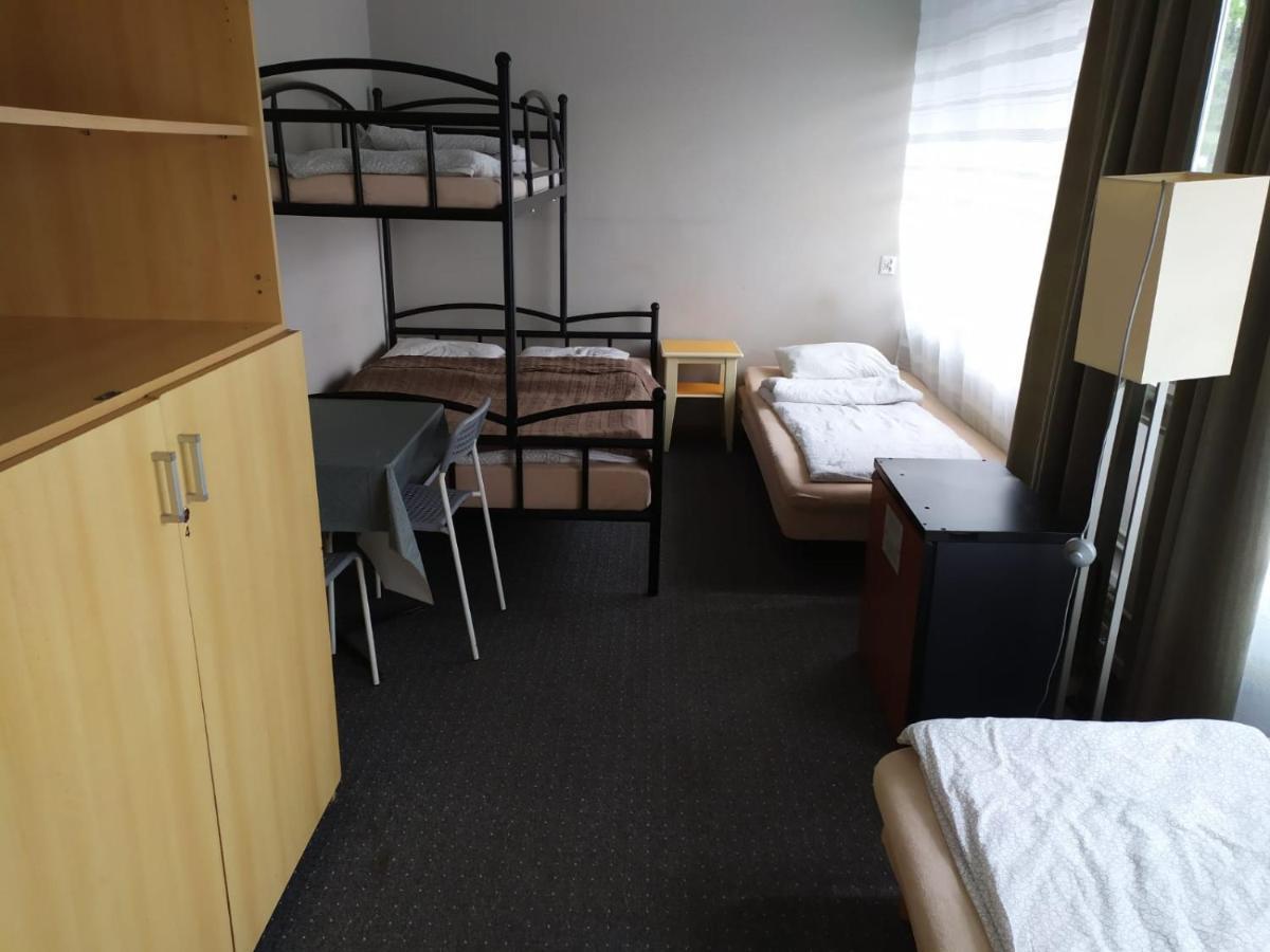 Aparthotel WADOWICE&Hostel GENERY Zewnętrze zdjęcie