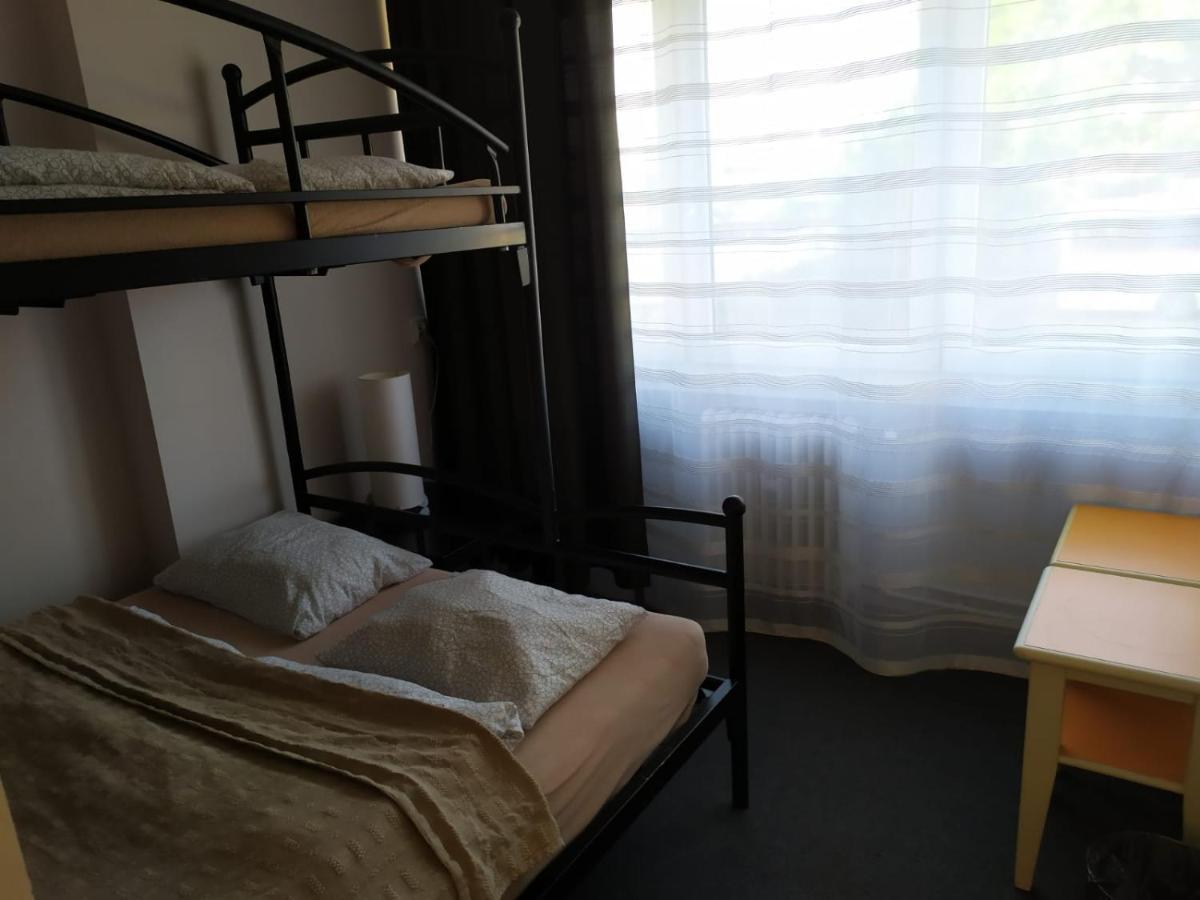 Aparthotel WADOWICE&Hostel GENERY Zewnętrze zdjęcie